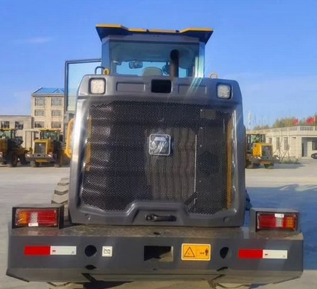XCMG cm938 на площадке